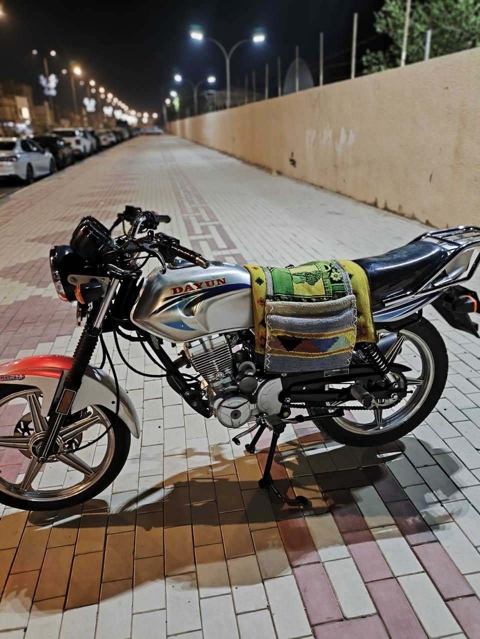 السلام عليكم درجه دايون عظم مديل 21 طالعه 22 

السعر 1100 بيها مجال بصيط حك الجيه 

الشراي يتصل ***********

 مكاني كربلاء المقدسة
