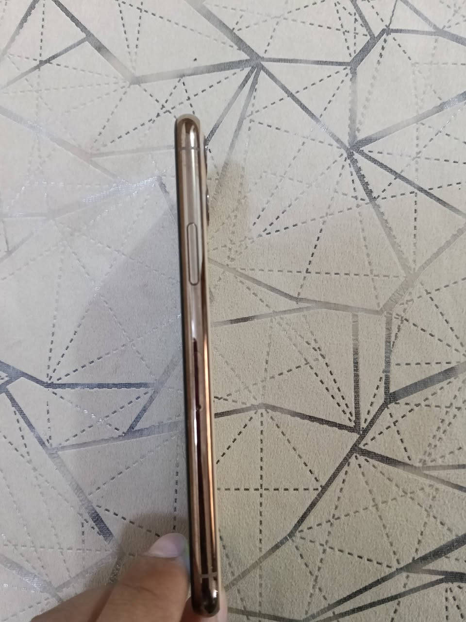 سلام عليكم ايفون 11 ابرو/ ذاكرة 256 شرق اوسط/ جهاز نضيف ابلادي كلشي ما مبدل بي تاخذة الايواحد يفحصة
سعرة 275 بية مجال بسيط/ بغداد المدينة
***********
