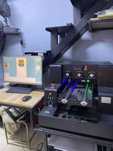 طابعه uv للبيع مع كامل ملحقاتها
 نظيفه الاستخدام قليل  
الشراء قــبل ٤ اشهر  
لتواصل ***********
