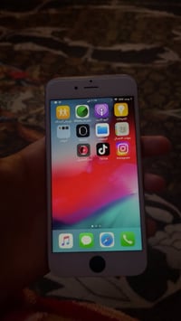 ايفون 6 • نضيف • مع كلشي