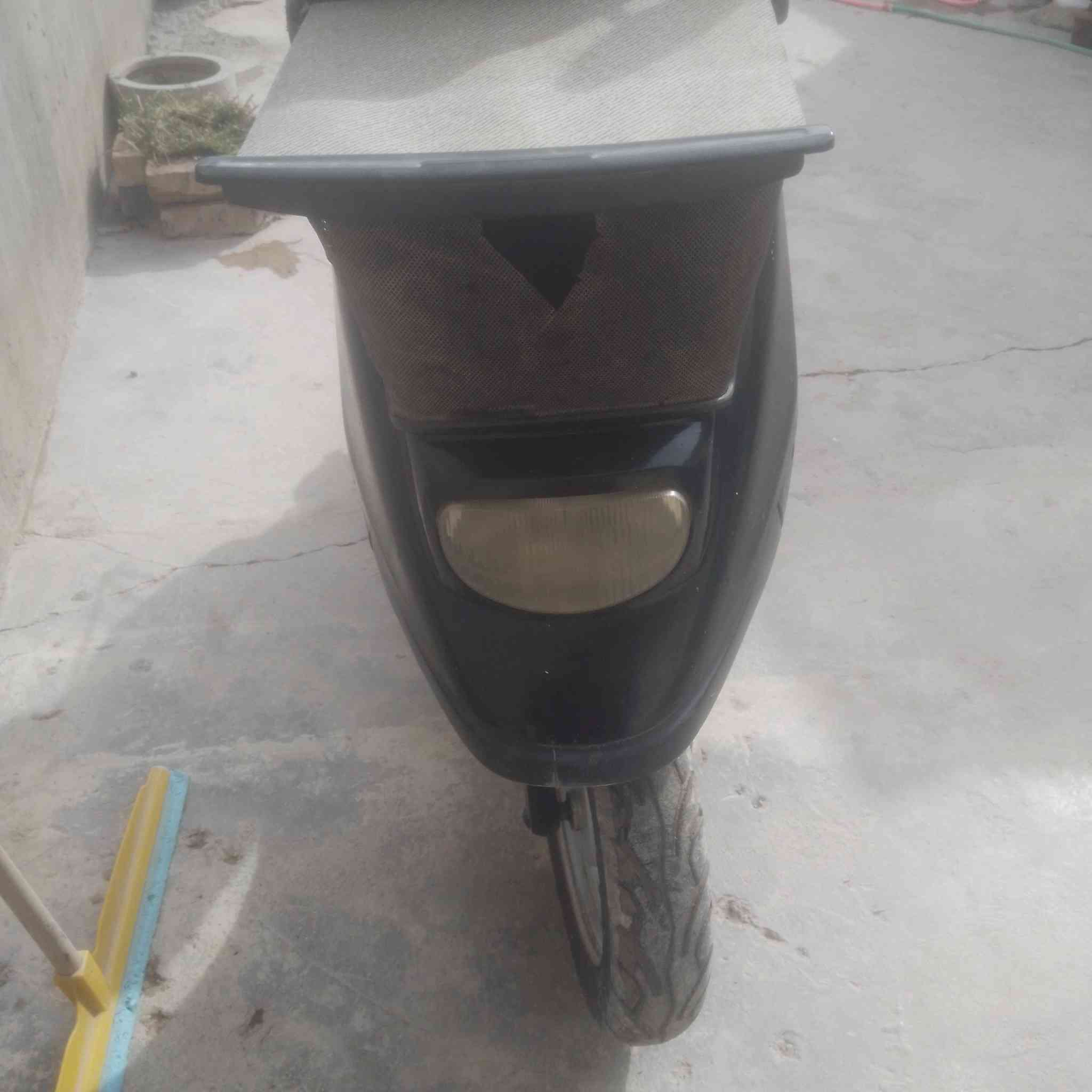 للبيع 200/ *********** اتصل
