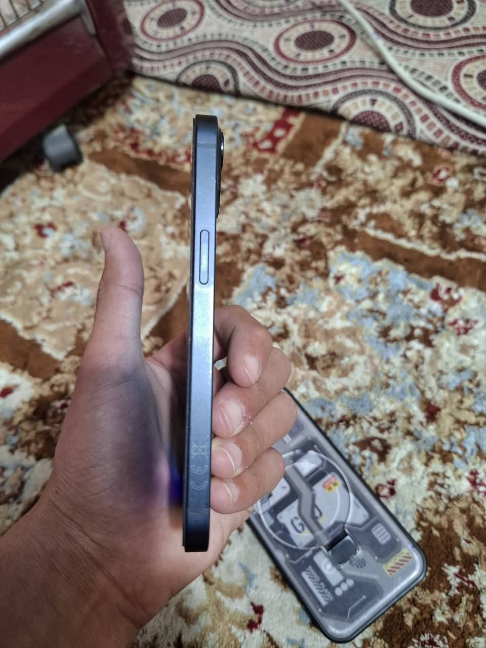 ايفون 13عادي شرق اوسط تك جهاز شرط مامبدل بي شي بطاريه92بلادي🔋كارتونه كل غراضه موجوده مامبدل بي شي شرط الفحص رقمي***********
