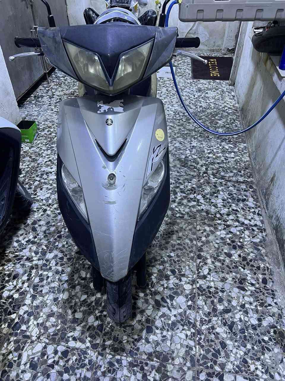 سلام عليكم دراجه ثعلب للبيع كامله مابيه نقص نكره سلف هندر شلعه معدل دراجه بلاديه السعر ٤٠٠ وبيه مجال المكان بغداد الدوره الرقم *********** وتساب *********** رصيد
