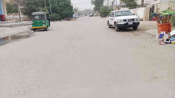 السلام عليكم 
بيت ٢٠٠ متر للبيع واجهه ٨.نزال. ٢٥  على شارع  عريض ٢٠ متر كولش عريض شارع مالته
٤ منام بي. صاله نسائي. وصاله رجالي 
مناور ٣.صحيات. ٣. سطح اول وسطح ثاني 
غرفتين ارضي.  وغرفتي طابق ثاني. صحيات طابق ثاني حولي طابق ثاني وصطح اول
بي اسواق خير من الله.  لمشتري يريده هو ولسواق. او يريده بدون اسواق.  شهداء البياع  شارع دكتور مكي

للستفسار مع صاحب دار   ( ***********  )
