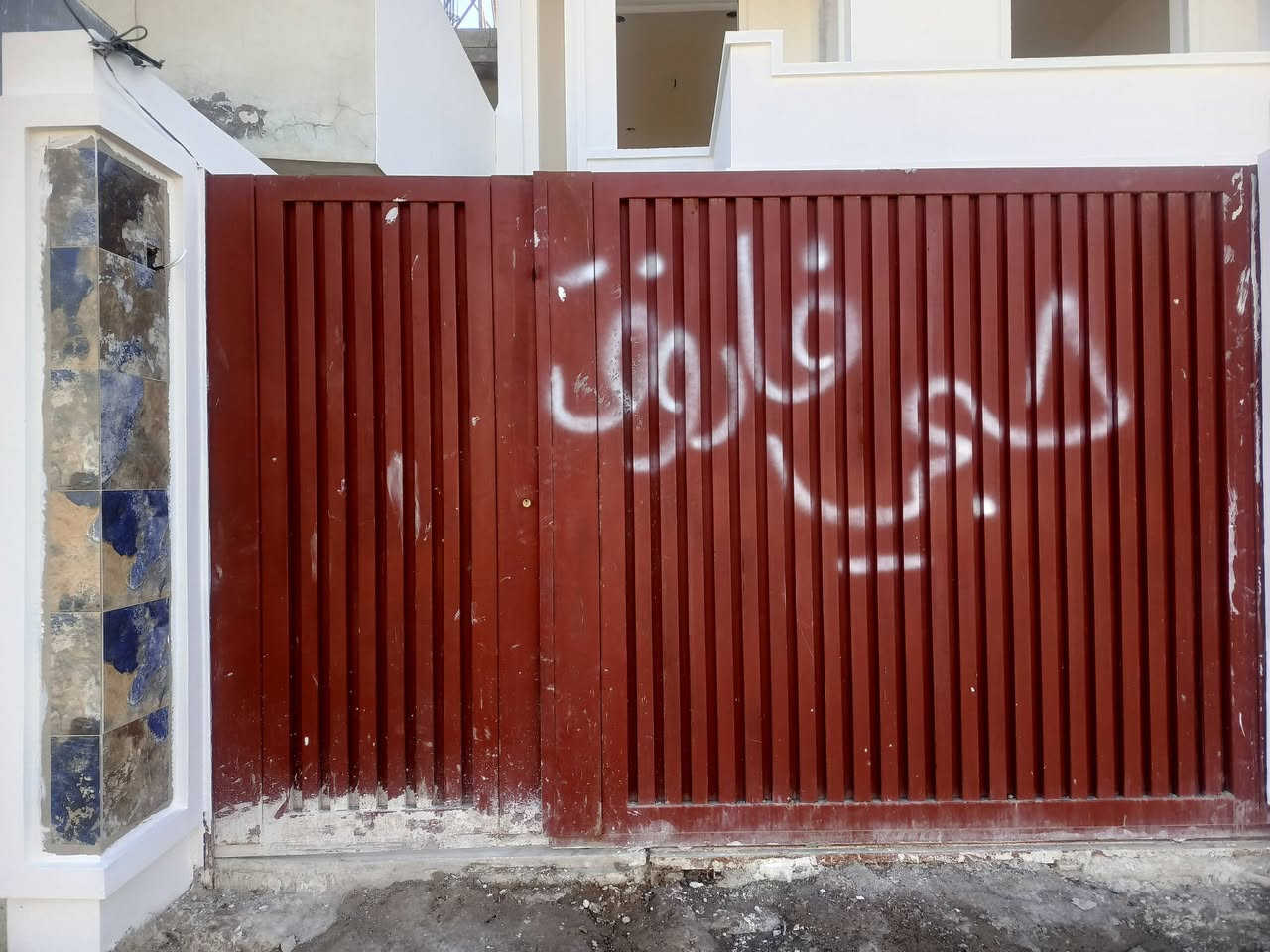 مستعد صبغ داخل واخارج وشبابيك أبواب @للجميع  
***********
