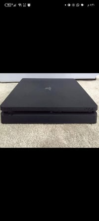 ورحمه الله وبركاته عندي بلي 4 لمراوس بايفون 11 عادي او برو ماكس ملاحضه...