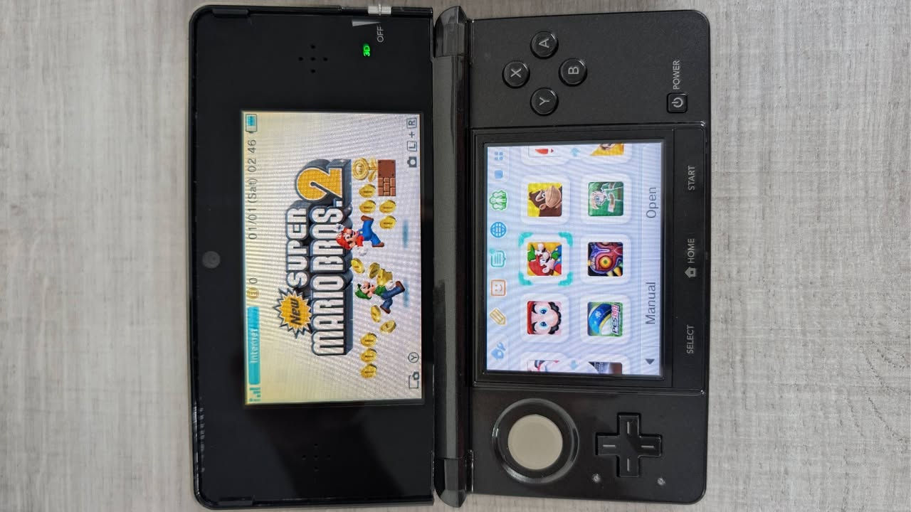Nintendo 3DS للبيع
مهكر ذاكرة 64 گيگا نضيف بحالة جيدة مع شاحنة والقلم وجنطة . 
السعر : 155 الف .


**إذا كنت صاحب هذا الإعلان وتريد حذفه لأي سبب، رجاءا أرسل رسالة إلى الدعم الفني**