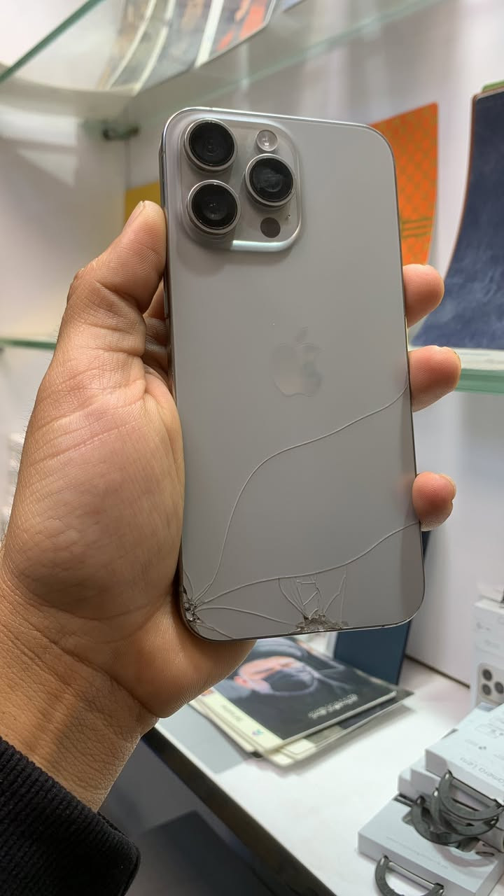 15  pro max
عربي شرق اوسط وتر بروف AAA

خط شاشه +ضهر 

باتري ٩٥ 

مكفول من الفتح والتصليح الخط مماثر ابد 

بيع او مراوس /***********
