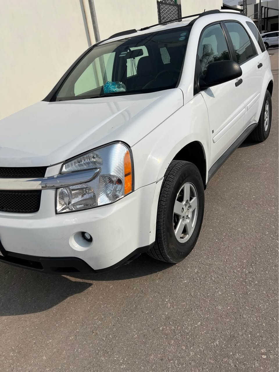 السلام عليكم  كوينكس مديل 2007 السياره وارد بيه نص قطعه صبغ بدون حادث السياره علئ وضع الشركه تخم تاير جديد حداديه جديده كير محرك جديد تبريد ثلج رقم وسنويه لغاية 2028  تحويل او وكاله مضمون مكاني النجف  الاستفسار اكثر الاتصال علئ الرقم *********** سعر98وبيه مجال قليل Singapore
