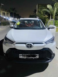 سيارة فوردلندر موديل ٢٠٢٥ فول مواصفات داخل احمر مكفوله ماشيه١٥ مكان بغ...