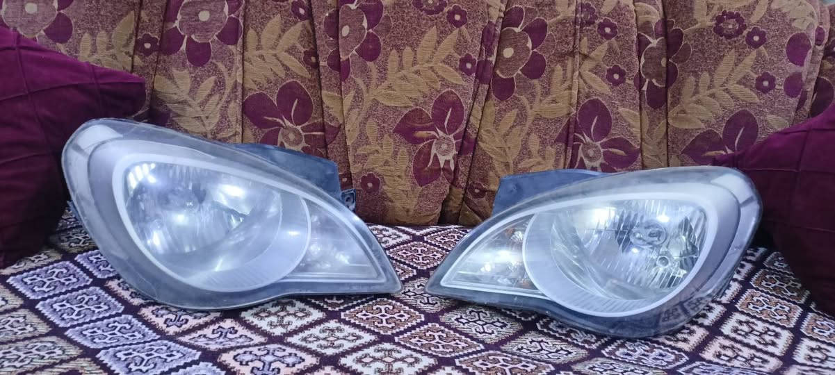 السلام عليكم 
 للبيع  لايتات اكسنت فيرنا (منغولي)  
***********
