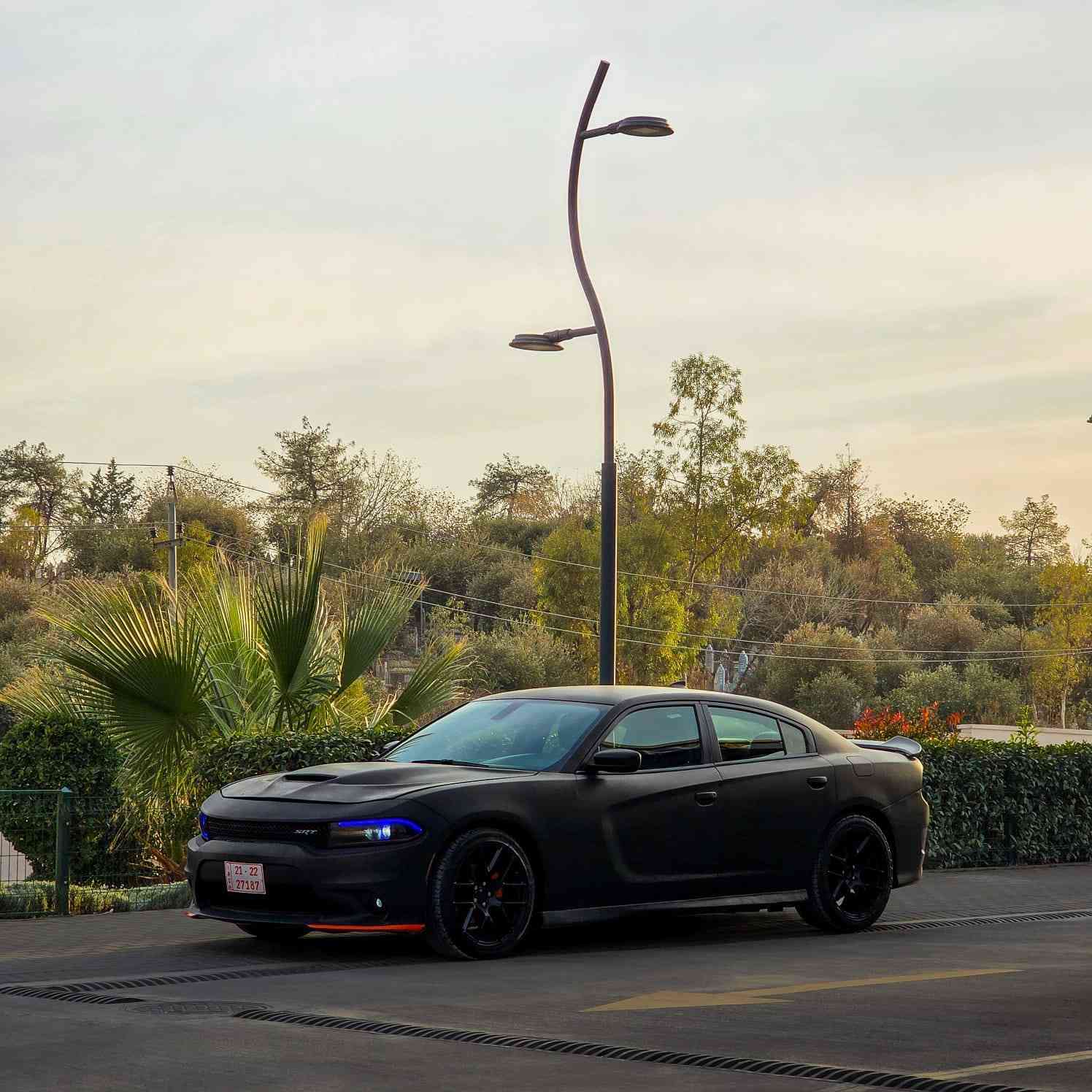 Doge sxt 2017
ساخ دوبە
سەیارەکە کامل کراوە بەSRT تایە و نا و داشبڵی و دەعامی و بۆنیت 
  کامل مواسەفات تەنها سڵاید نیە
کامل پەمپی دوبەیە 
بەشەرتی تەقەو ڕەقە و گێڕو مەکینە 
ڕەقەم شانسی 
2C3CDXJG1HH557436
١٨٠٠٠٠ میل ڕۆشتووە
***********
