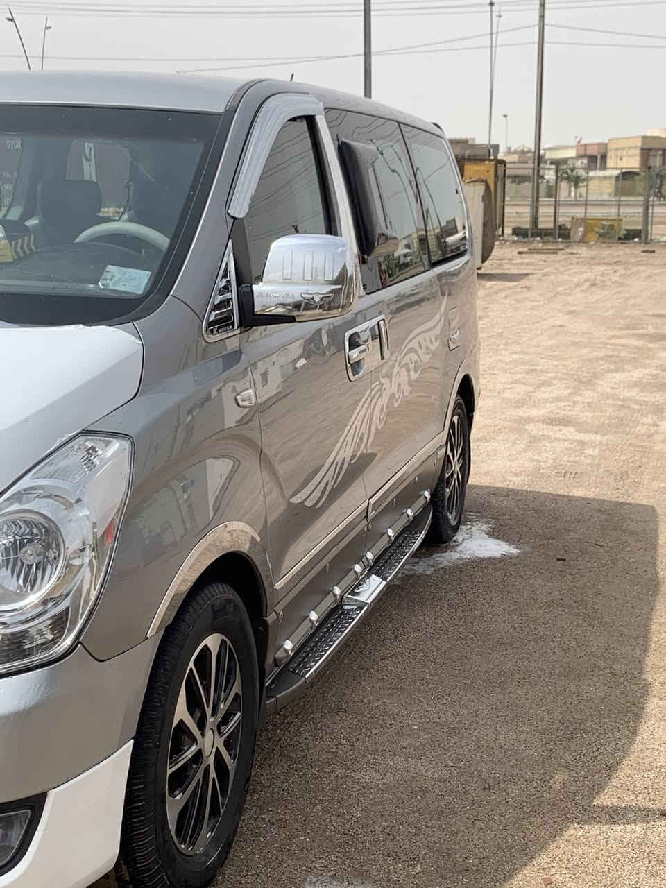 ستاركس 2016 مسكر دبلو رقم بصرة
بيها صبغ صفاح او حزام  مكفولة من الضربة  
حدادية جديده
تبريد ثلج 
محرك دبلو كفاله قبل شهر من امبدل مال كصه جديد 
انا مكلف بالنشر
للاستفسار ***********.  البصره
