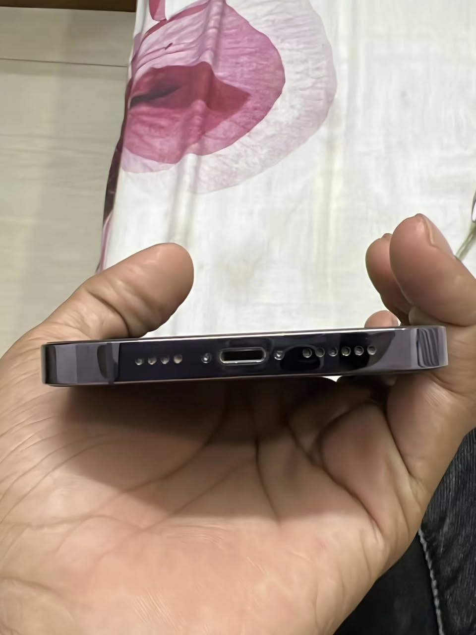 السلام عليكم ايفون 14 برو ماكس  الجهاز مبدل شاشه اشتريته اب 110
الجهاز نضيف مثل ماموضح
بطاريته 89 
كله شغال السعر 575 وبي مجال
مكاني بغداد الدورة
***********
