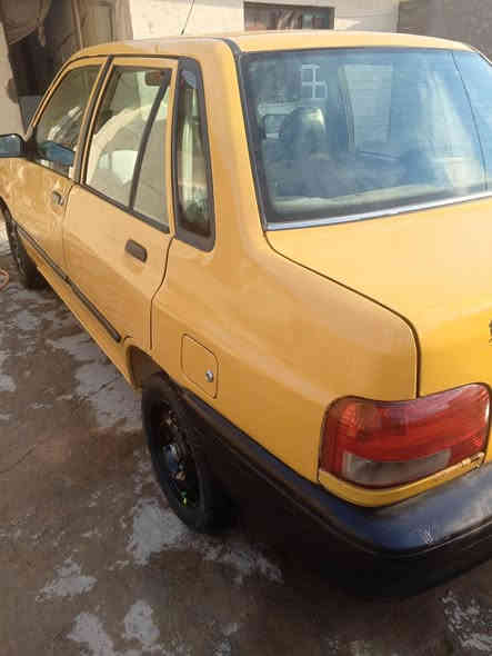 السلام عليكم سايبه 2011سياره حلوه وجاهزه كير مكينه حلوات شواصي نضاف كشر شوفت عينك دوشمه عامه تخم تاير ويل  تخم سماعات ماصدات +شباك+بكلايتات كله جديد  سياره متعوب عليه كربائيات كله شغاله رقم بغداد نكليزي سنويه ل27السعر24وبيه مجال بصيط بيها فقط مشط ستيرن تعبان ***********مكاني بغداد دوره
