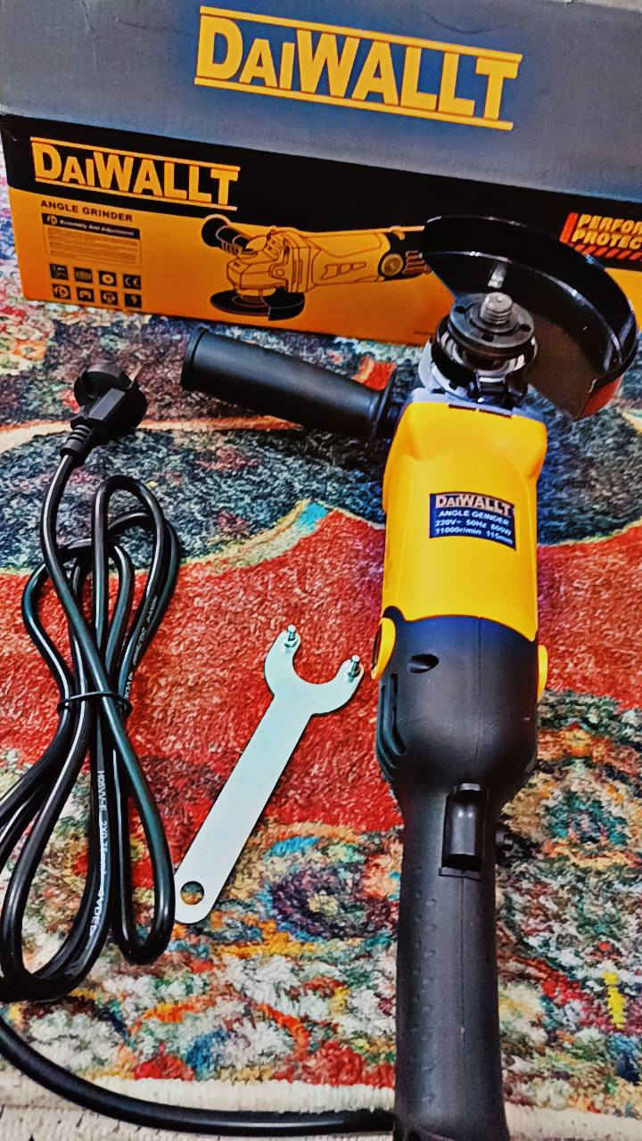 أمزون أوروبي 
سعر الدريل 15 
كوسره 40 
مكينه لحيم

متواجد عل رقم ***********
