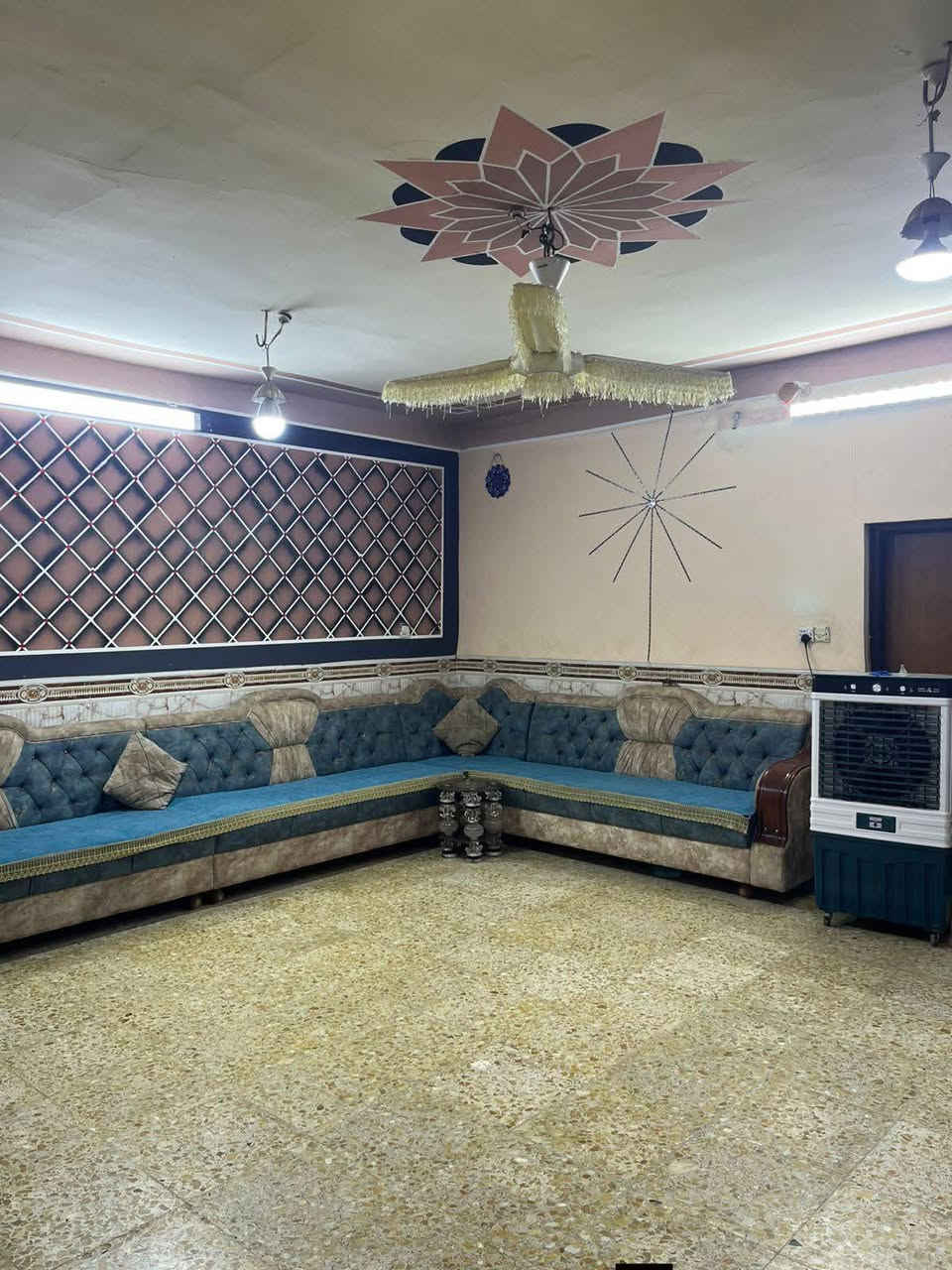 📢 اعلان 📢📢 اعلان 📢
👇               👇
⚜⚜ للبيع ⚜⚜ للبيع ⚜⚜
🏠 دار سكني طابو زراعي 🏠 
📐 المساحة  250 متر 📐
🌍 الموقع / الحلة / حي الجزائر /  خلف مستشفى الحياة 
🏡 طابق واحد  يحتوي على 2 غرف نوم  🌺 صاله 🌺 هول  🌺 مطبخ   🌸مجمع صحيات داخليه وخارجية  2🌹 كراج
📏 الواجهة 10 متر والنزال 25 متر 
📷 صور المنزل مرفقة في الاعلان 👇
 ❓للاستفسار 
☎️ ***********
⚜⚜⚜⚜⚜⚜⚜⚜⚜
