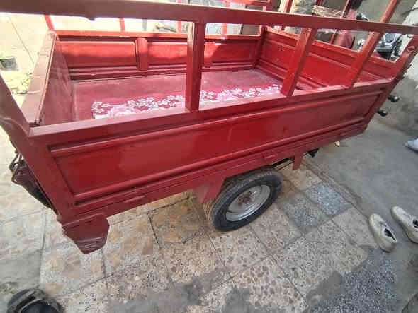 سلام عليكم ستوتة امتير لبيع رقم اسود سنوية  شاصي مكفول نضيف مديل 2009 محرك جديد كهربايات جدد اشاير غراض كلة جديد سعر 1400 وبيه مجال مكان نجف كوفة تعال وبيك خير و تدلل رقم ***********
