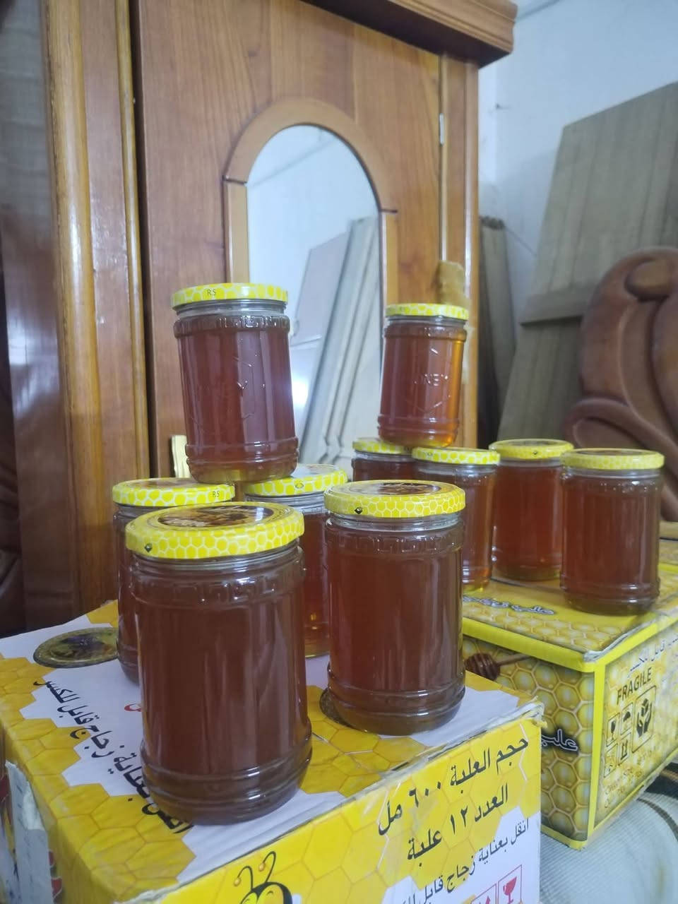 سلام عليكم 
موجود عسل اصلي للبيع سعر القوطية ٣٥ الف وين ماتريد تفحص افحص شرط اولى 

***********
