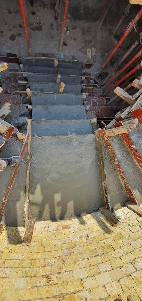 المقاول ابو احمد الشمري لبناء الدور نقدا و بل تقسيط
***********
