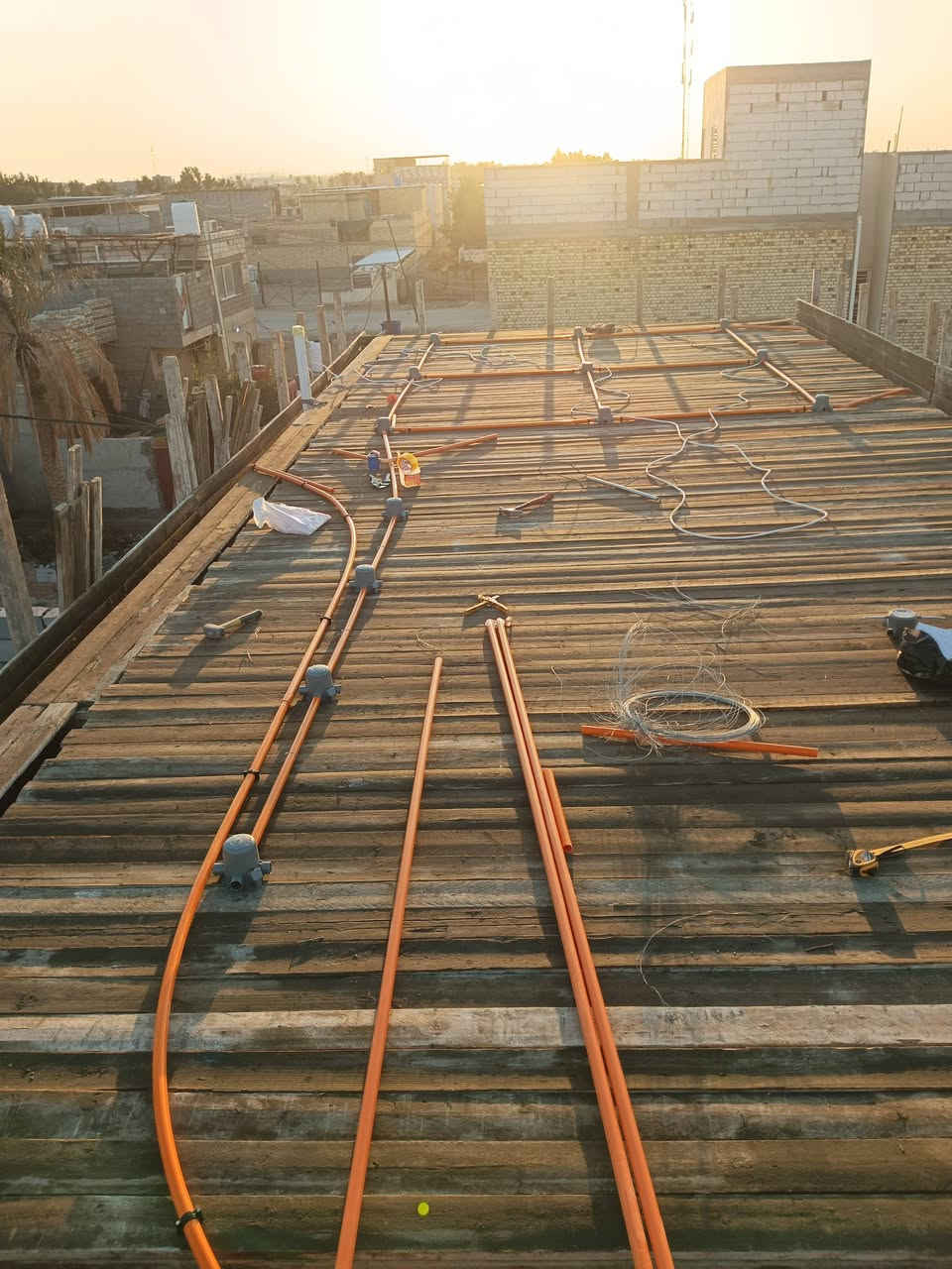 السلام عليكم كادر كهرباء متفرق للعمل في جميع مناطق البصرة نشر شبكات وتنزيل بايب بوكس  وتسليك وربط اناره وجميع ما يخص الكهرباء وباسعار مميزة للاتصال على الرقم (***********)متوفر واتساب أيضاً
