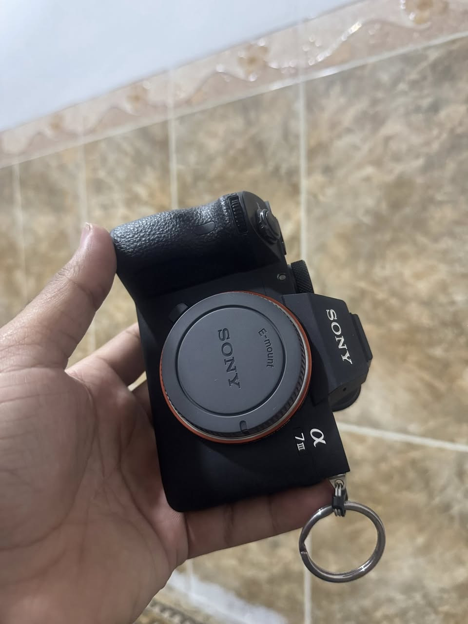 كاميره سوني a7مارك 3.       الكاميره كلش نضيفه ماصالي فتره من اخذتها نضافه الكاميره 100بل 100

غراضها موجودين كارتونها وشاحنه 

ششترها ١١الف

للتوصل خاص  او ع رقم 
***********
