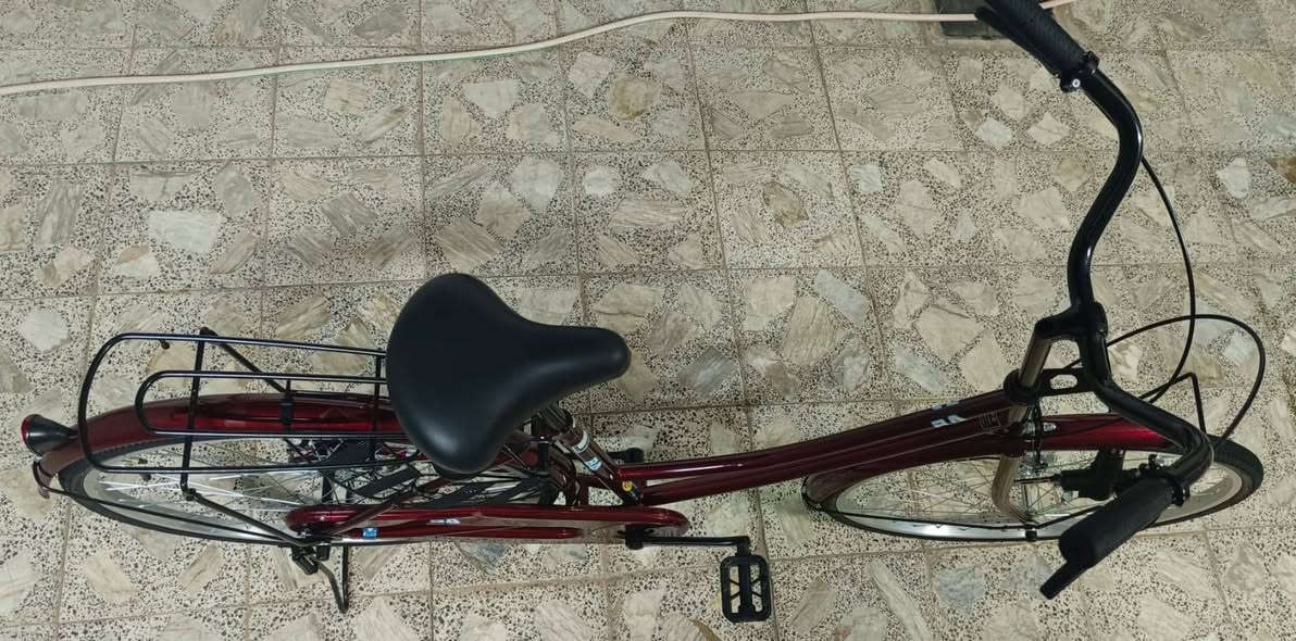 السلام عليكم ورحمه باسكل للبيع موديل 2021ياباني شرط حاويه140وبي مجال ***********
