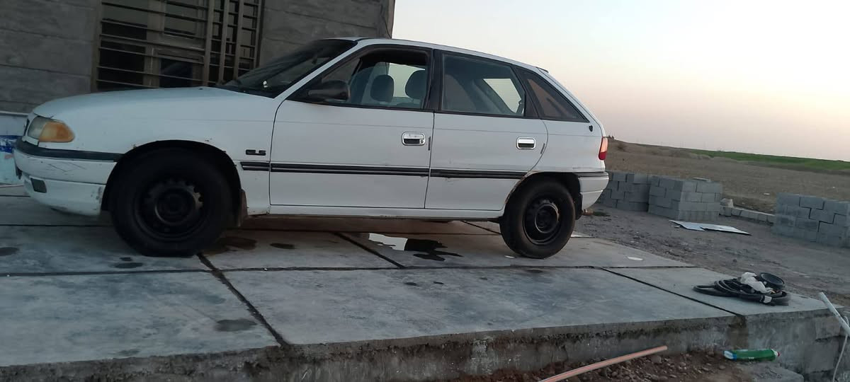 استرا للبيع المكان سامراء السعر 40
وبيه مجال للاتصال ‏‏‪***********
