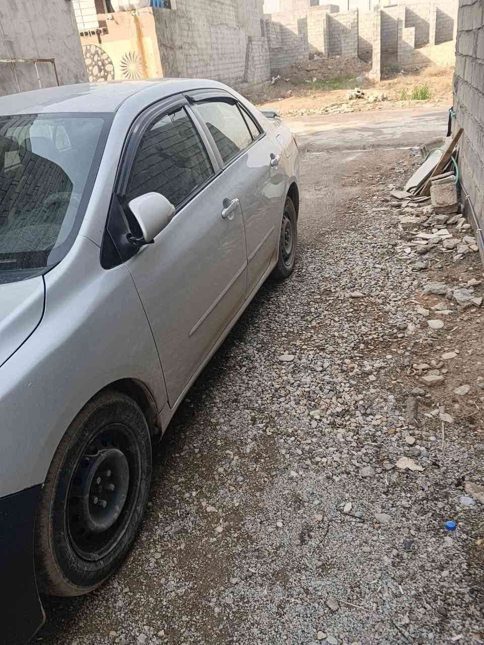 السلام عليكم كورولا موديل 2009 ورد امريكي مصبوغه عام السبب لان جارده فيديو دليل  محدث بجم 2013 الحادث جاملغ الخلفي مثل ما وضح النقطه الحمره  3 اشباره السياره كير مكينه جديد ماصار شهر من مبدلات صدر امامي خلفي جديد السياره كلش جديد ونضيف والعنوان ديالى تقاطع القدس السعر 97 مجال بسيط ***********
