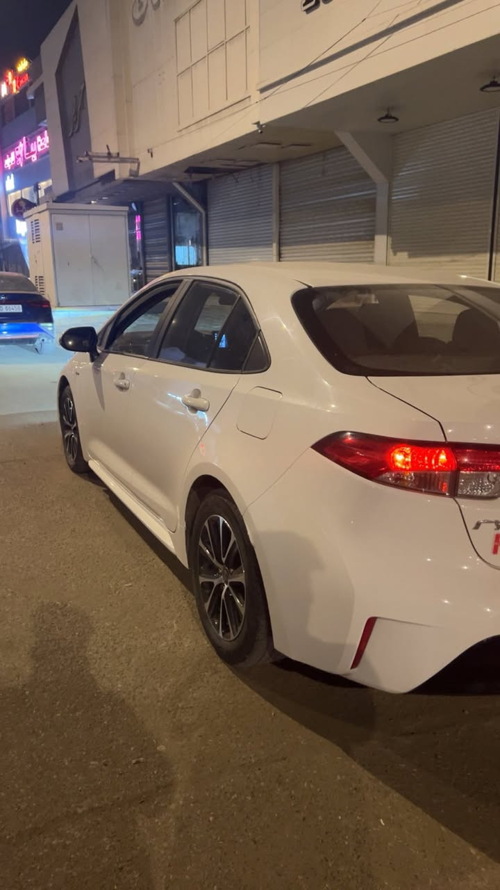 السلام عليكم
كورلا 2025 للبيع 
مكفوله ماشيه 21 
السعر 155 وبي مجال بسيط 
مكان السياره الجزيره السياحيه 
***********
