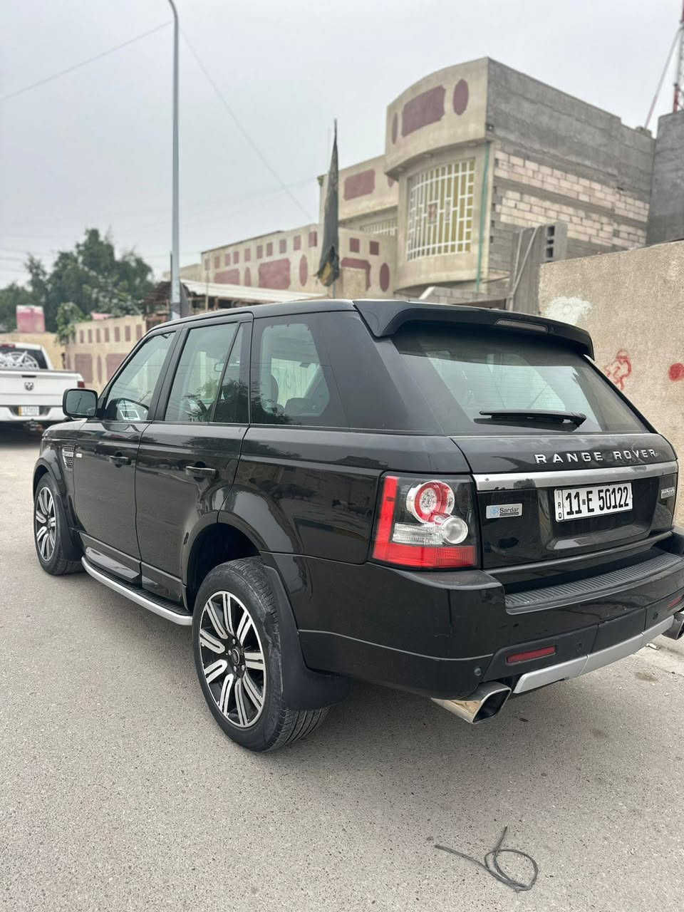 السلام عليكم
رانج موديل 2013 مكفول من كلشي ضربه صبغ محرك كير خير من الله السعر 150
اتصل ودلل ***********
