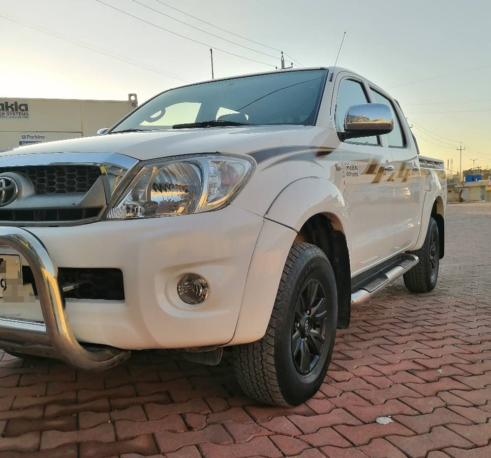 مرزیە 2009 
سعودی بتڵ 
بێبۆیاخە دوکارتی زۆر بچوکی هەیە هەموگیانی بەشەرت سەنەوی تا۳۰تازەیە گۆڕینەوەشەکەم لەسەر دڵگرتن 
*********** السليمانية, العراق
