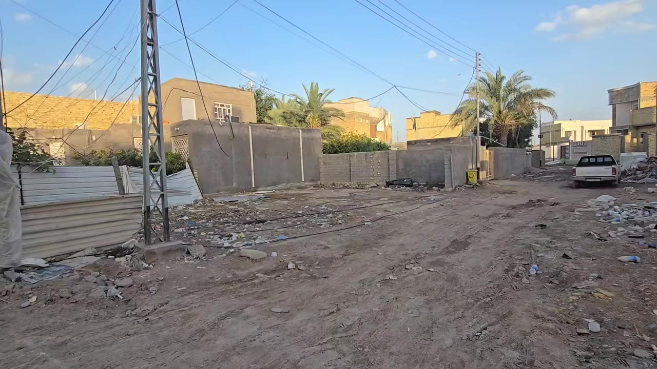 قطعه بالالمنيوم ع شارع ياحسين
المساحه ١٤٦م
ركن  على شارع ١٢م
تبعد عن شارع ياحسين ١٠٠م
للاستفسار الاتصال ع الرقم ***********
