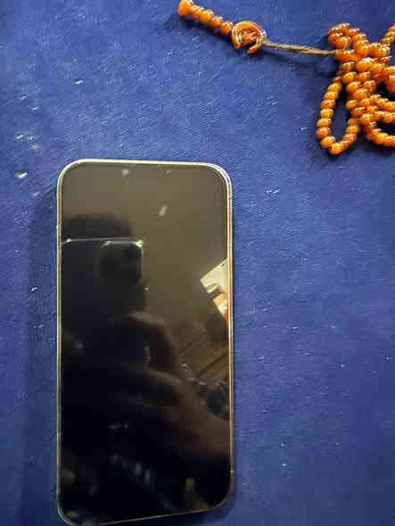 سلام عليكم ايفون 13برو ماكس جهاز مبدل شاشه اصليه وبطاريه فقط البطاريه عل وضعه بعدهي 100 جهاز نضيف مال بيت السعر 500 وبيه مجال للشراي
*********** 
بغداد مدينه الصدر👍🏻
