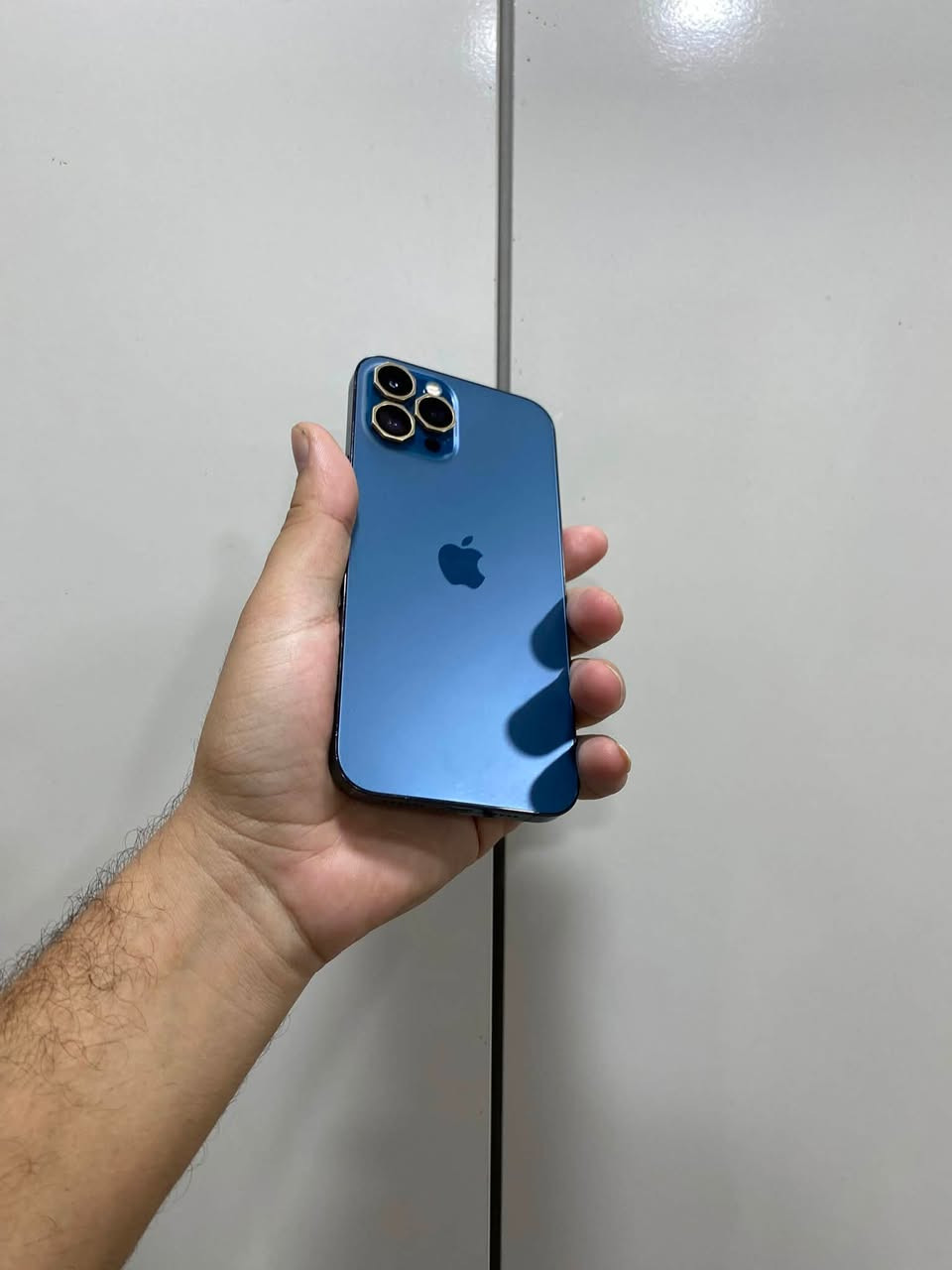 📱 للبيع – iPhone 12 Pro Max | 128GB
✅ نسخة الشرق الأوسط (عربي)
✅ شاشة أصلية مبدلة
✅ Face ID شغال
✅ الكامرات الأمامية والخلفية شغالة
✅ الجهاز كامل، كل الوظائف شغالة 100%
🔋 البطارية: 78%
💰 السعر: 360 ألف 
📍 بغداد – البياع
📲 واتساب فقط: ***********
🚚 يوجد توصيل

