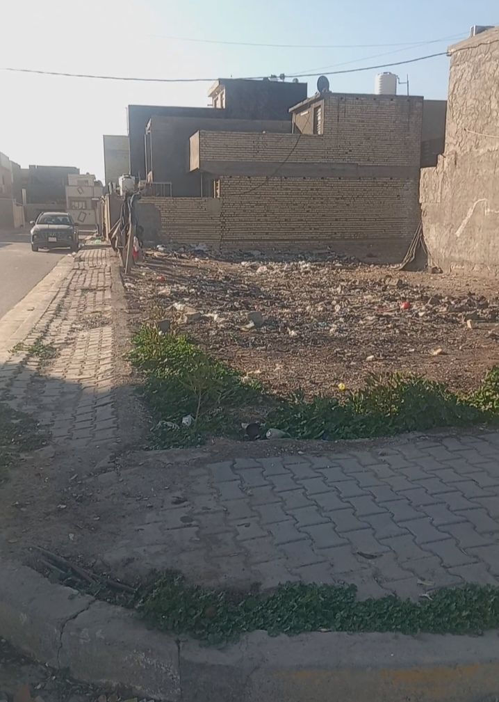 للبيع قطعة ركن في حي بدر الصرف السكني كاملة جميع الخدمات شارعها عرض ٢٠ متر تبليط رصيف امقرنص، سعرها ٨٥ واجهية ١٠ متر
***********
***********#أبوعبداللة
