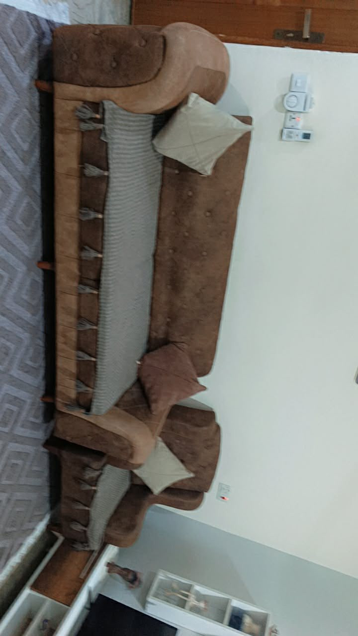 السلام عليكم تخم نضيف للبيع مكان دوره كراره حي دجله سعر ٣٥٠تركي درجه اولى الاتصال ع رقم ‭٠٧٨٢ ١٦٢ ٦٨٣٠‬
