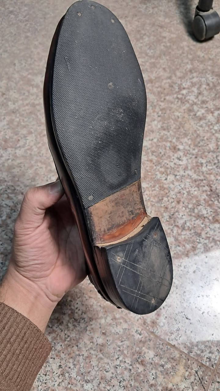 لوفر قياس 41 جلد طبيعي أصلي باله أوربي
نظافه 100%
خدمة توصيل لجميع 🚕 محافظات العراق


**إذا كنت صاحب هذا الإعلان وتريد حذفه لأي سبب، رجاءا أرسل رسالة إلى الدعم الفني**