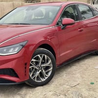 سوناتا موديل ٢٠٢١ ماشيه ٦٥ بدون ايرباك حادث جانبي فقط من الخارج جاملغ ...