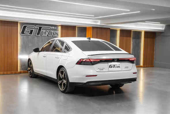 وصول الجديد هوندا اكورد سبورت 2024 نصف جاملغ خلفي صبغ ايرباك التكمه سستم ماشي 7 الف ميل محرك هايبرد وبانزين بدون رقم يترقم شمالي مكان دهوك السعر 22.500$ مجال 

***********
*********** سميل
