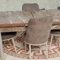 طاولة سفرة • ٤ كراسي