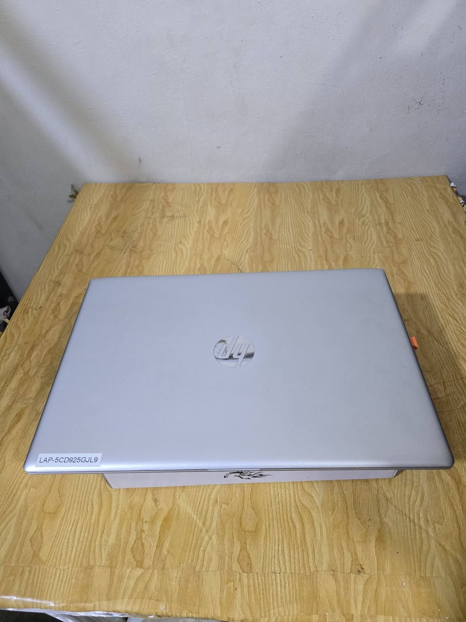 📣 للبيع HP DESKTOP-4UK107N
💻 المعالج: Core i5-8250U الجيل الثامن 
🧠 الرام: 8GB 
💾 الهارد: 256GB SSD M.2
📺 الشاشة: 15.6 إنچ FHD كبيرة وواضحة
✅ مناسب شغل هندسي، تصميم، مونتاج، برامج ثقيلة
✅️جميع برامج المايكروسوفت 
✅️جميع البرامج الهندسية الاوتوكاد، ماتلاب، فيجول بيسك 
🎁 ملحقات هدية:
✔ ماوس
✔ ماوس باد
✔ حقيبة
✔ شاحن أصلي
💰 السعر: 380 ألف دينار
🚗التوصيل مجاني لجميع محافظات العراق 
📱 للتواصل:
واتساب / ماسنجر/ تليجرام 
📞 ***********
