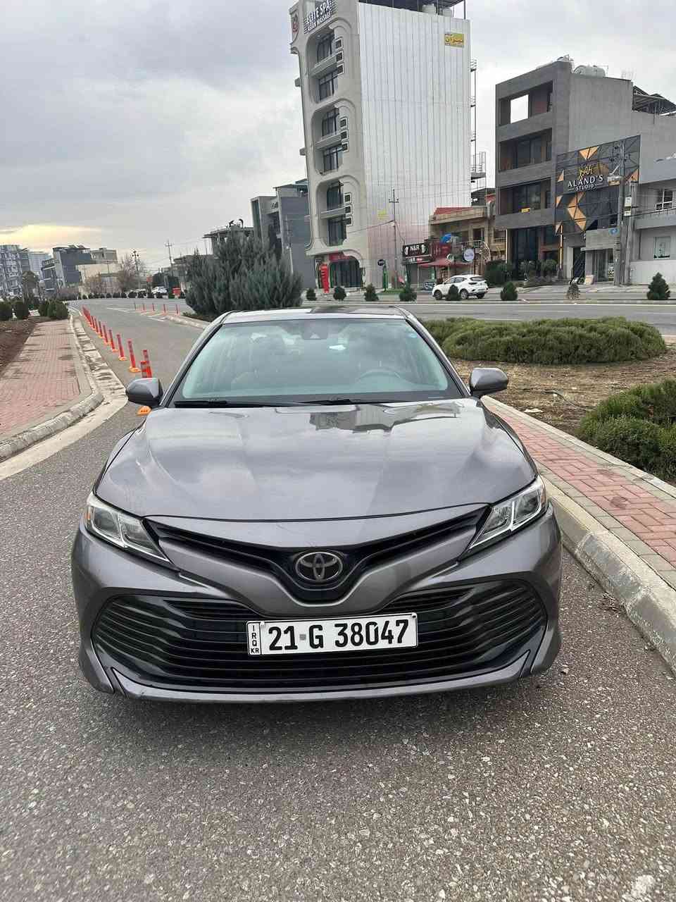 Camery 2020 le 
مكان :سليمانية

ظررها:بس نص جملخ امامي نص جملخ خلفي
سعر: ١٧٠$
***********
