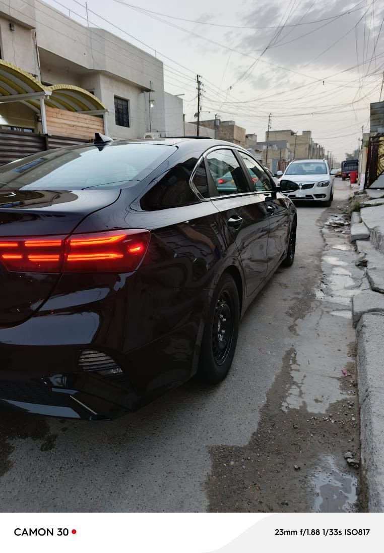 السلام عليكم…..فورتي 2023 جي تي لاين. سياره فول مواصفات للاخير عده بصمه وكشنات جلد  سياره جديده بمعنى الكلمه تخم تاير جديد دوشمه حديده تخم سفارات سياره فول حادثها بجم) بيها تبديل قطعتين فقط السعر 155 وبيها مجال العنوان بغداد البياعع درويش ‭0788 435 0354‬)
