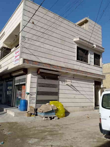 عماره للبيع  المساحه 100 متر مربع  تحتوي على شقه و ثلاث محلات  زراعي السعر 160 و بيه مجال

التواصل عبر الرقم ***********
