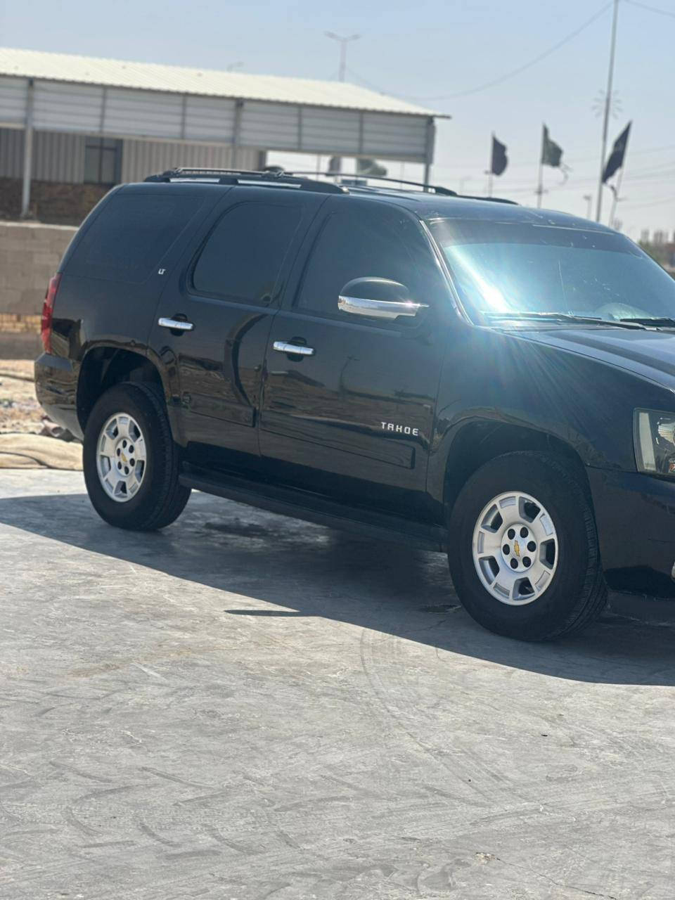 السلام عليكم تاهو موديل ٢٠١١ مكفولة من جميع النواحي سرقة انتربول گصة وموجود سونار شامل قبل يومين أخذته الها السعر ١١٥ وبيها مجال حگ الجية وباقي تفاصل ع الرقم *********** مكاني العمارة
