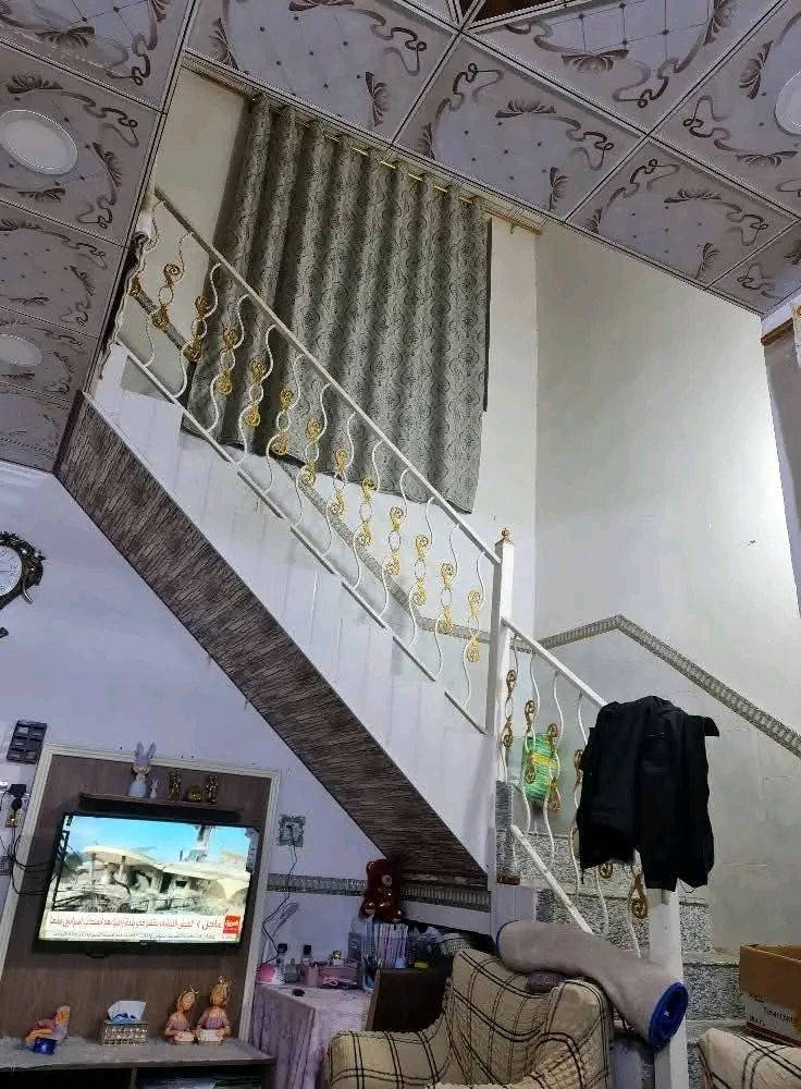 بيت للبيع ١٠٠متر كونكريت مسلح مطلوب للمصرف العقاري بناء ٢٠١٧
سماوه حي العسكري 
للاستفسار ع الخاص او الاتصال على الرقم  ***********
