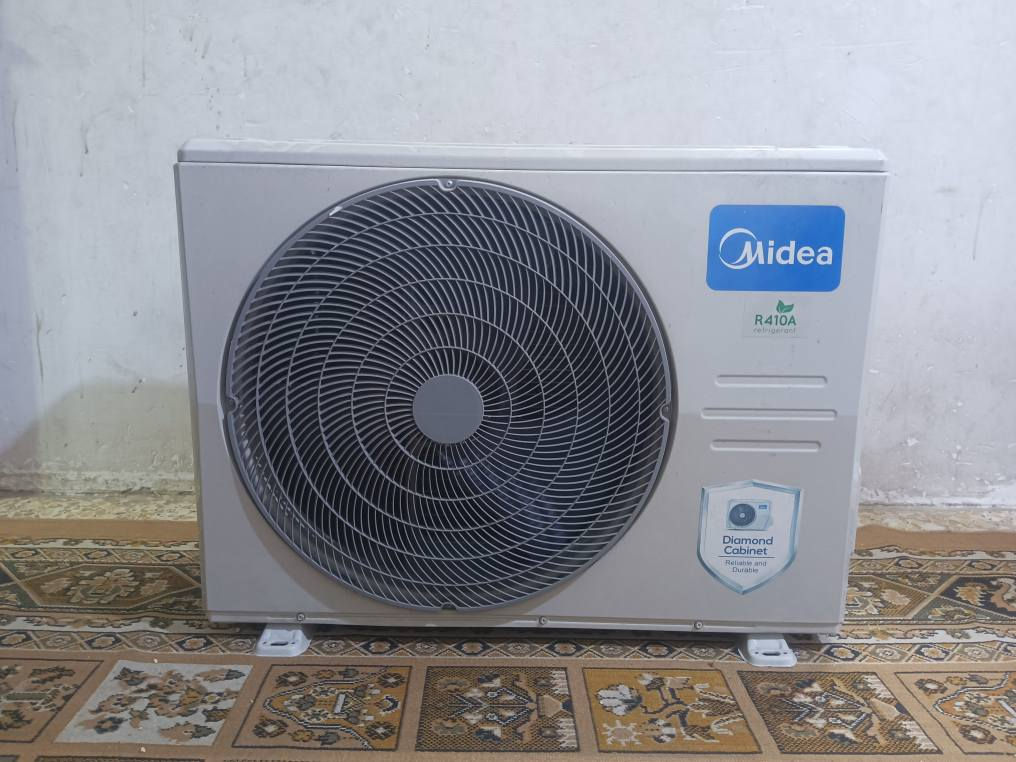 سلام عليكم
سبلت 2طن جديد سعر 500وبي مجال 
متواجد ماسنجر. واتساب ***********
