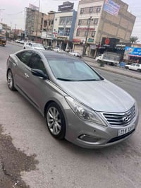 ازيرا ٢٠١٢ • فول مواصفات • ٦ سلندر