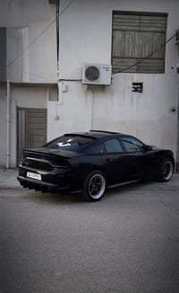تشارجر SXT • ٢٠٢٠ • فتحة سقف